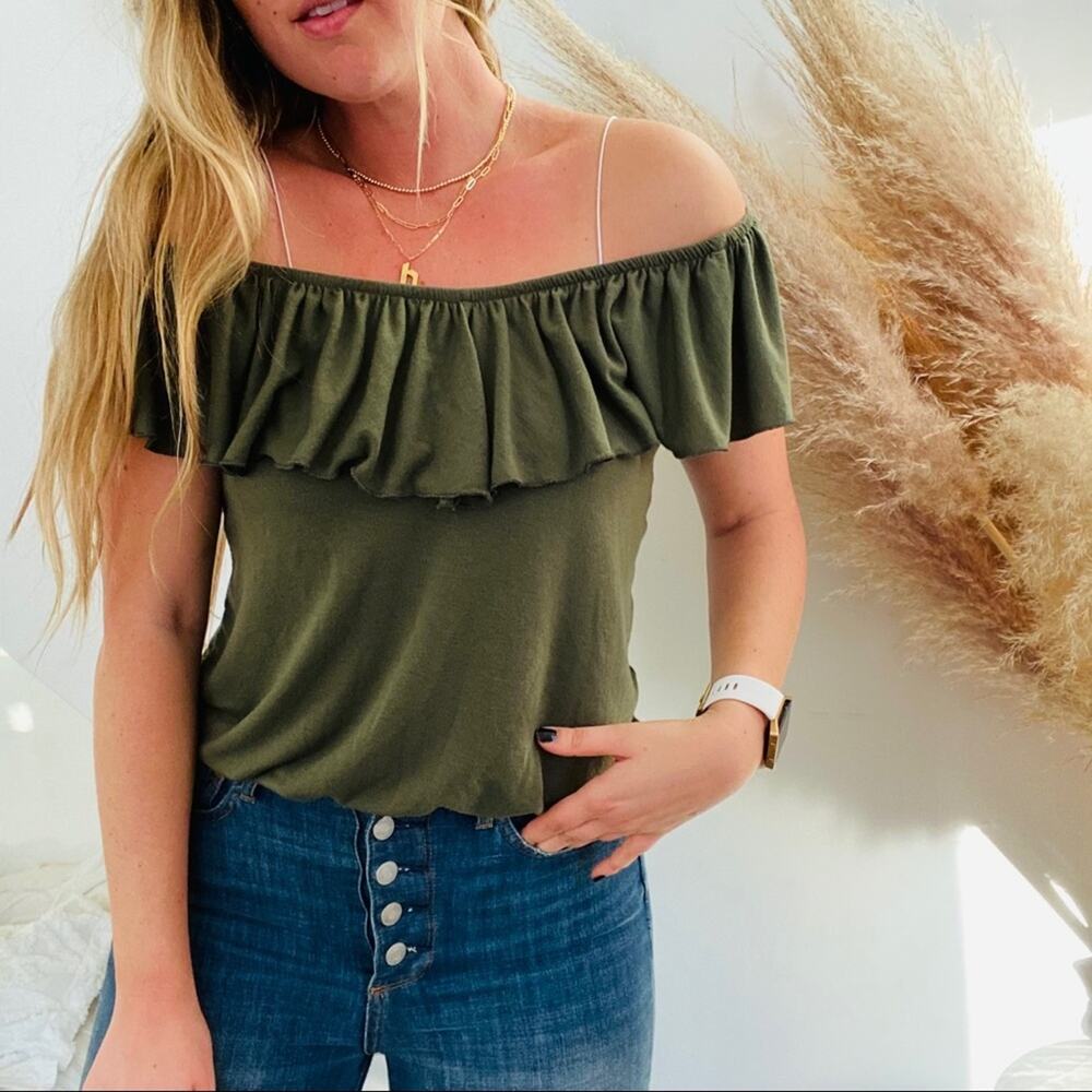EXPRESS Olive Green Off Shoulder Elastic Hem Ruffle Neckline Blouse Shirt Top M